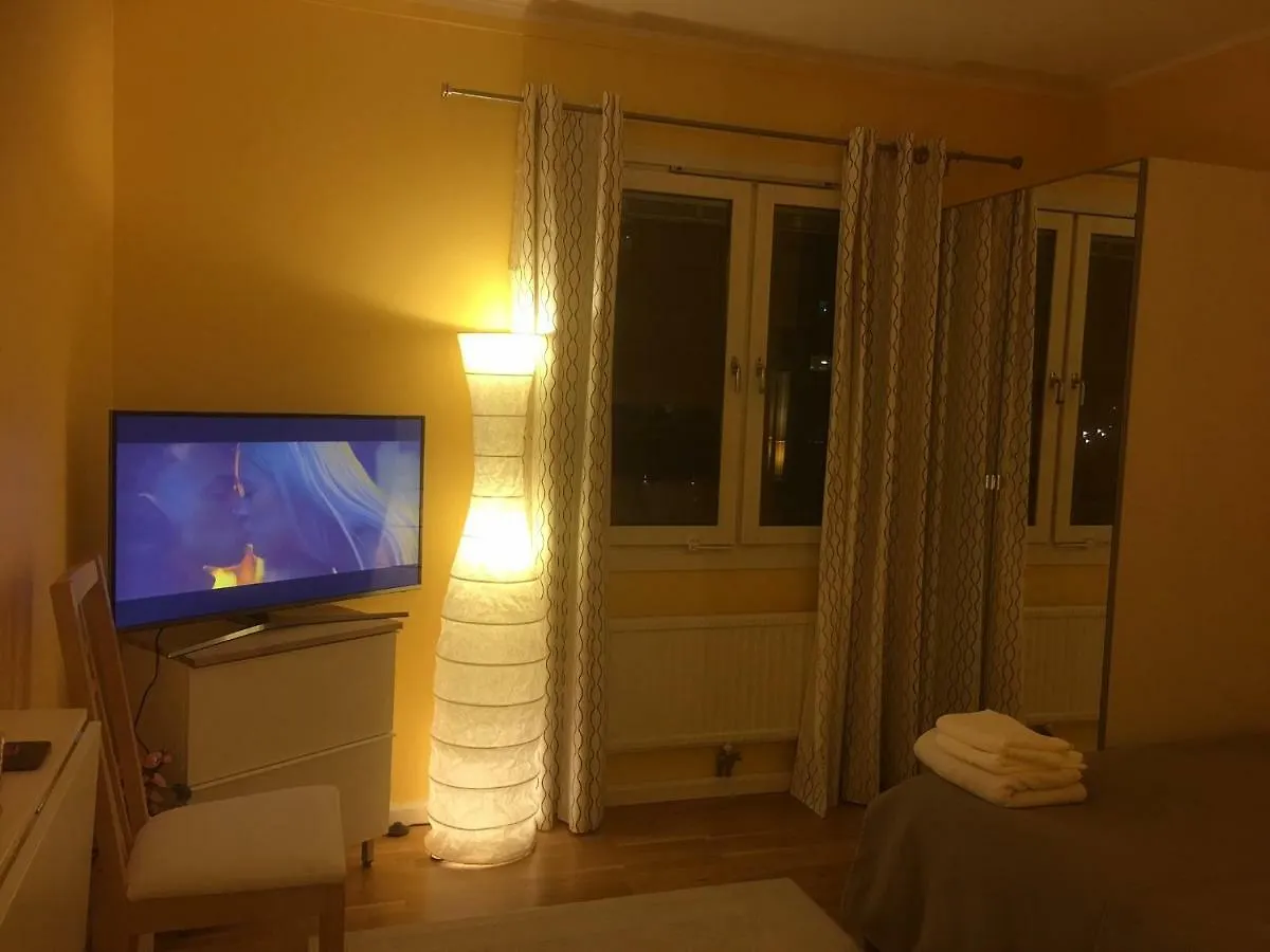 שטוקהולם Studio Apartment,Own Entrance, Keyless Check In. שבדיה